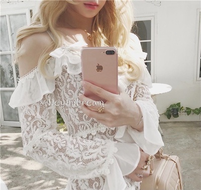 2024春秋季新款小众设计重工全蕾丝长袖连衣裙露肩吊带裙