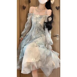 2025春新款 连衣裙 超仙森系气质灰蓝色晕染仙气蝴蝶烫金荷叶边长袖