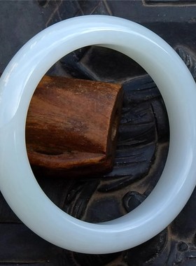 天然新疆和田玉羊脂白玉手镯子58