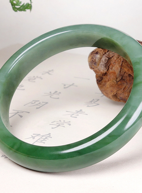 和田玉碧玉老料无黑点女款手镯