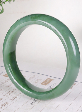 收藏级和田碧玉老料无黑点手镯