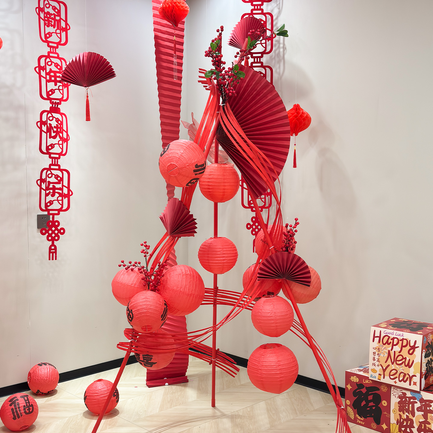 新年装饰铺橱窗门口竹篾条蜂窝球