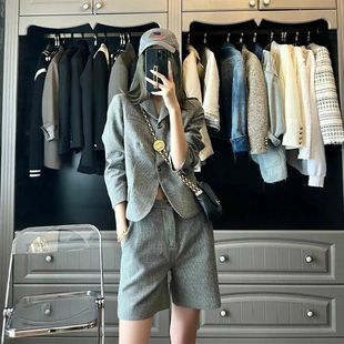 轻奢名媛欧洲站高级感春秋款 职业通勤西装 一整套搭配气质遮肚套装