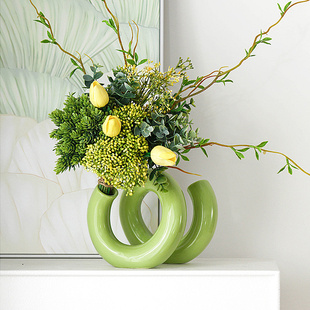 现代设计感高颜值扭曲弯曲水管造型陶瓷花器样板间桌面装 饰品摆件