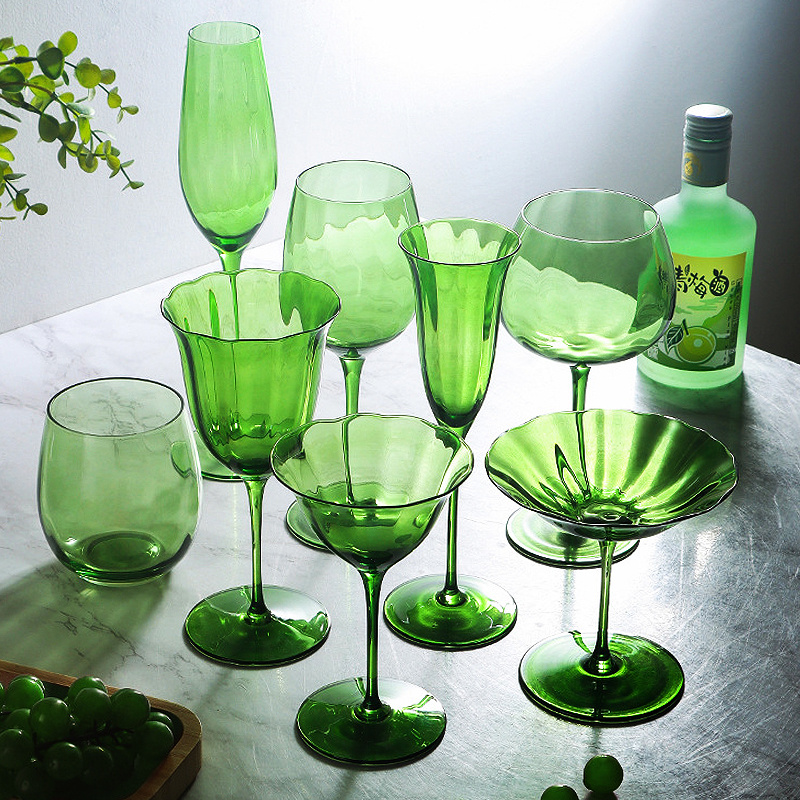 复古高级感精美家用红酒杯花瓣系列套装墨绿色玻璃香槟杯鸡尾酒杯
