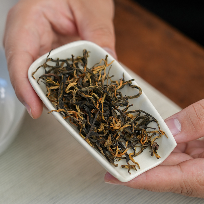 云南滇红茶滇红毛峰古树红茶