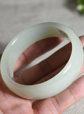 纯天然大宽条平安镯和田玉