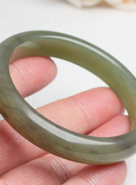 玉见圆形平安镯和田玉