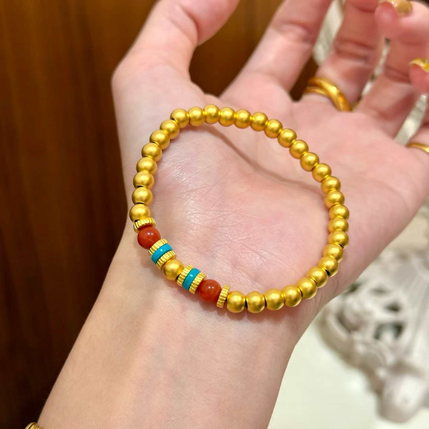 黄金色新中式仿绿松石手链国潮风镀金久不掉色仿真红玛瑙沙金手串