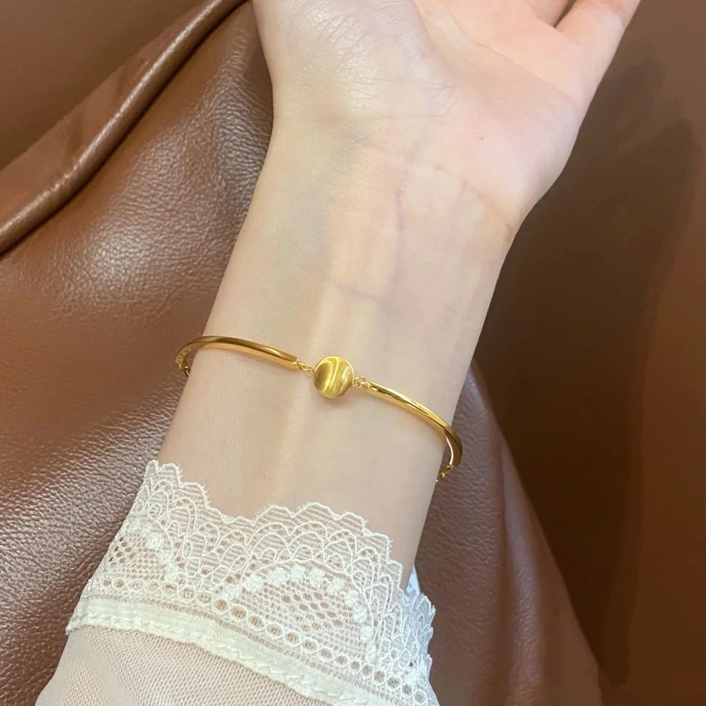 猫眼链沙金手镯女仿真黄金拉丝金珠爆闪转运珠轻奢可调节周家同款图片