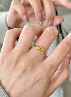 马蹄扣沙金戒指女仿真黄金C形弹簧轻奢高级戒子设计感指环送礼物