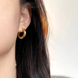 素圈复古哑光耳环古法仿真黄金耳圈无耳洞蚊香盘耳夹高级感耳饰
