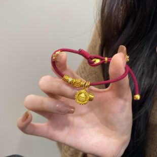 五路黄财神金币沙金红绳手链古法点钻黄金色盘缠圆牌新中式手串