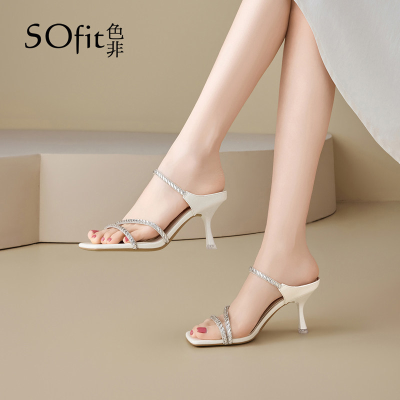 色非优雅风水钻一字拖鞋2026新款夏季时尚外穿高跟细跟凉拖鞋女鞋