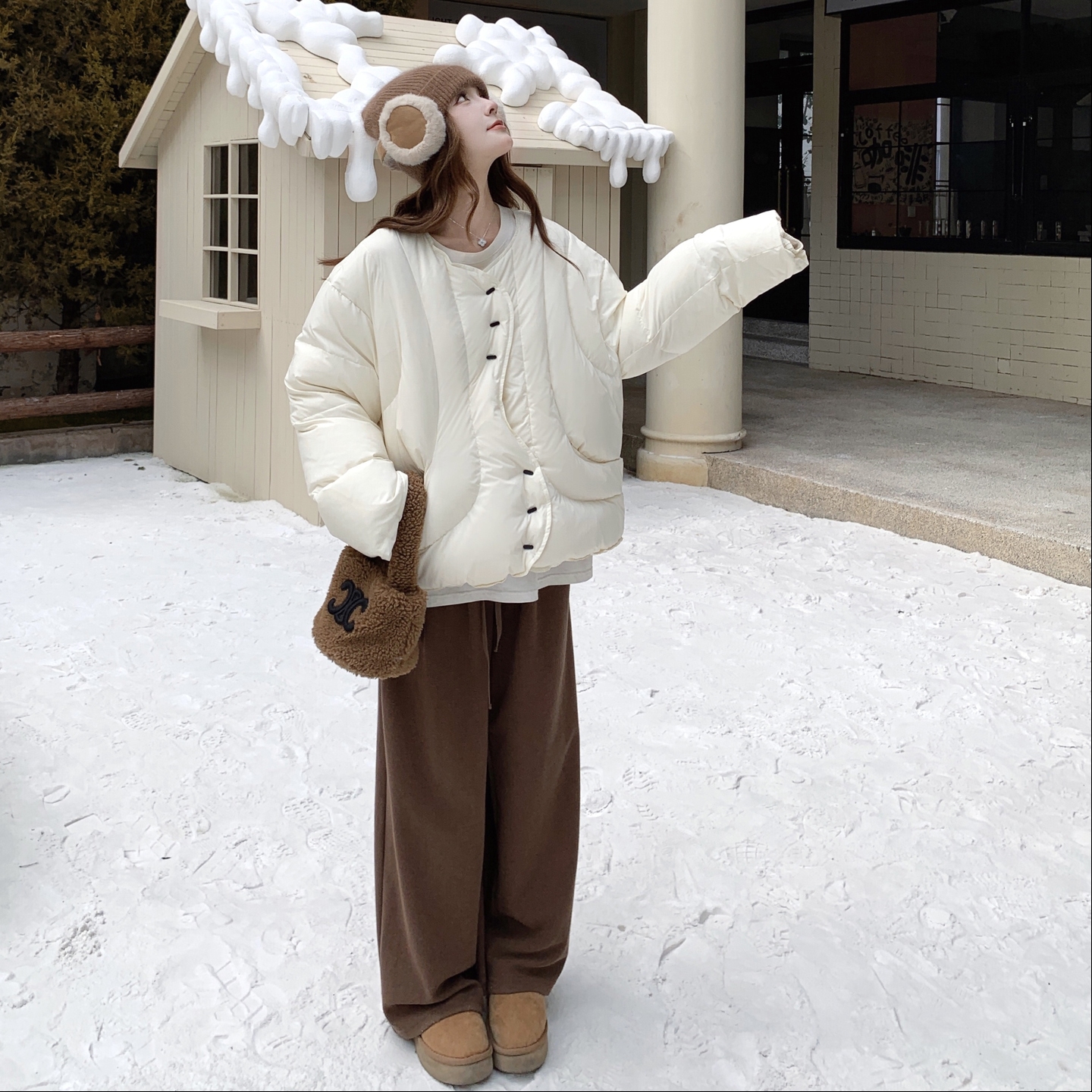 复古贝壳设计感不规则门襟轻盈90白鸭绒B127-Y8201-P325-K488,女装羽绒服,浙宝127 复古贝壳设计感不规则门襟轻盈90白鸭绒B127-Y8201-P325-K488,女装羽绒服,浙宝127