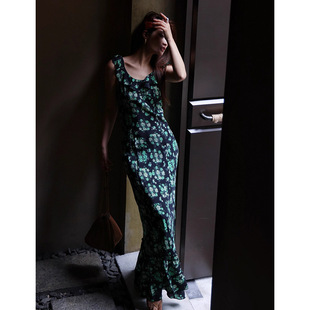 修身 复古绿色碎花正反两穿连衣裙女新款 显瘦长裙 桑蚕丝法式 新品