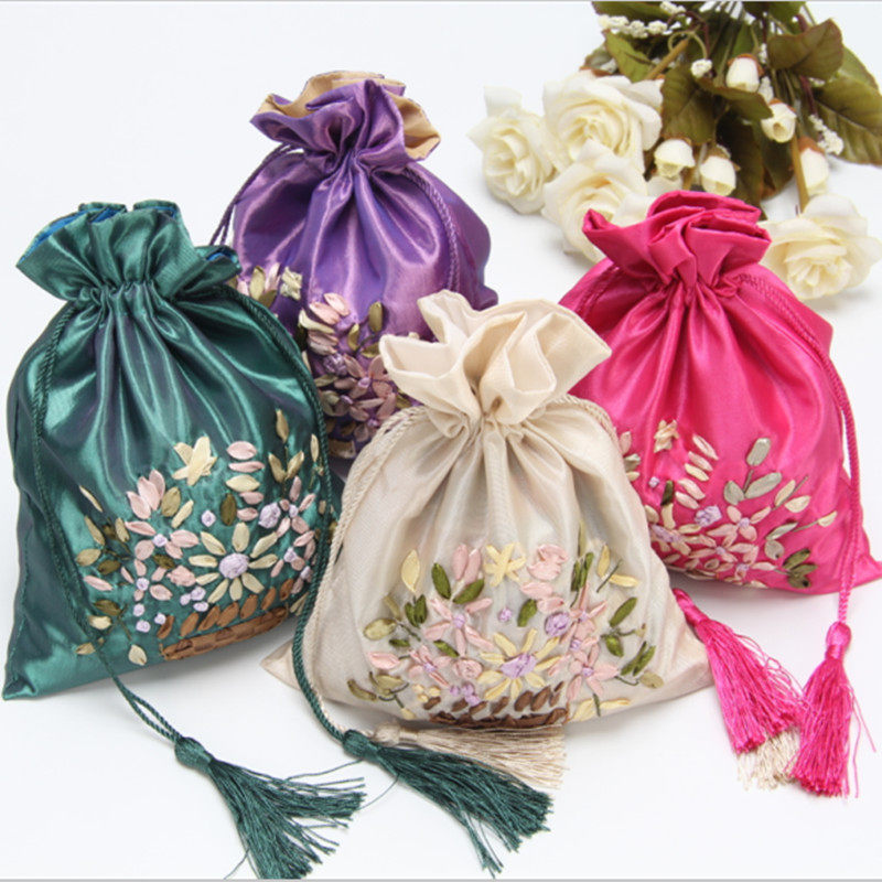 流苏首饰袋复古绸缎袋子丝带绣花抽拉袋婚庆化妆品礼品袋香包空袋