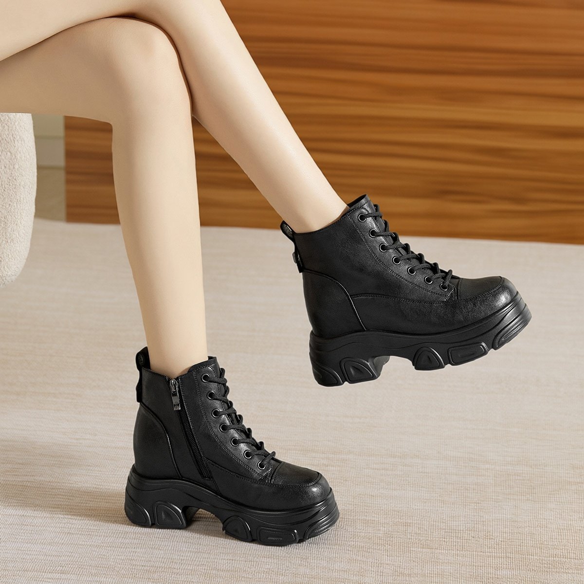 卓诗尼厚底马丁靴机车靴女黑色厚底内增高马丁靴小个子显瘦短靴