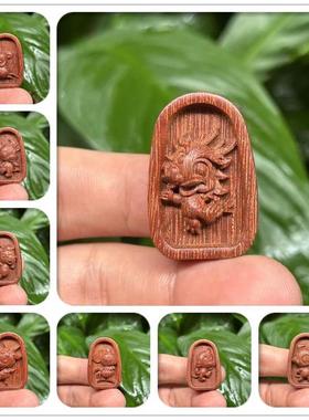 沉香木雕九尾狐吊坠挂饰