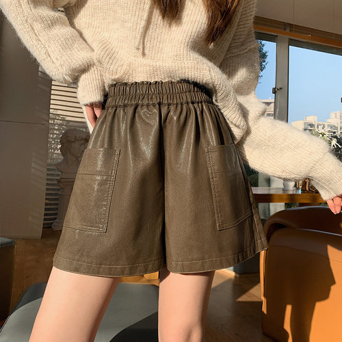 皮短裤女2026新款大码宽松显瘦休闲阔腿短款皮裤高腰外穿打底靴裤