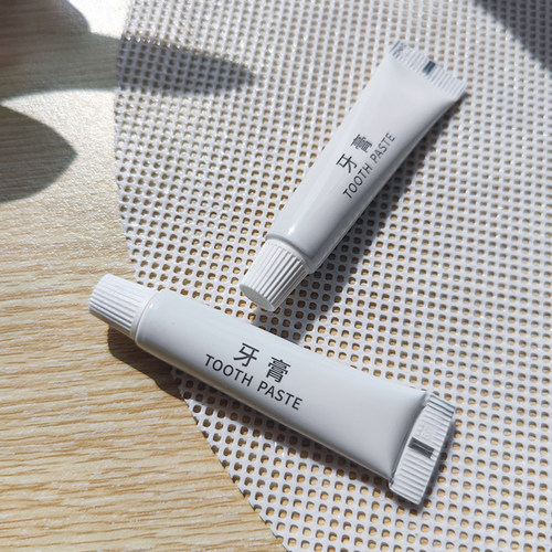 全季酒店同款一次性小牙膏