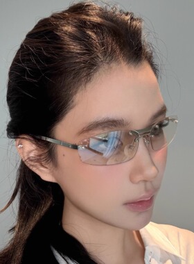 弗瑞姆眼镜墨镜insY2K甜酷辣妹墨镜凹造型显瘦复古街拍太阳镜184