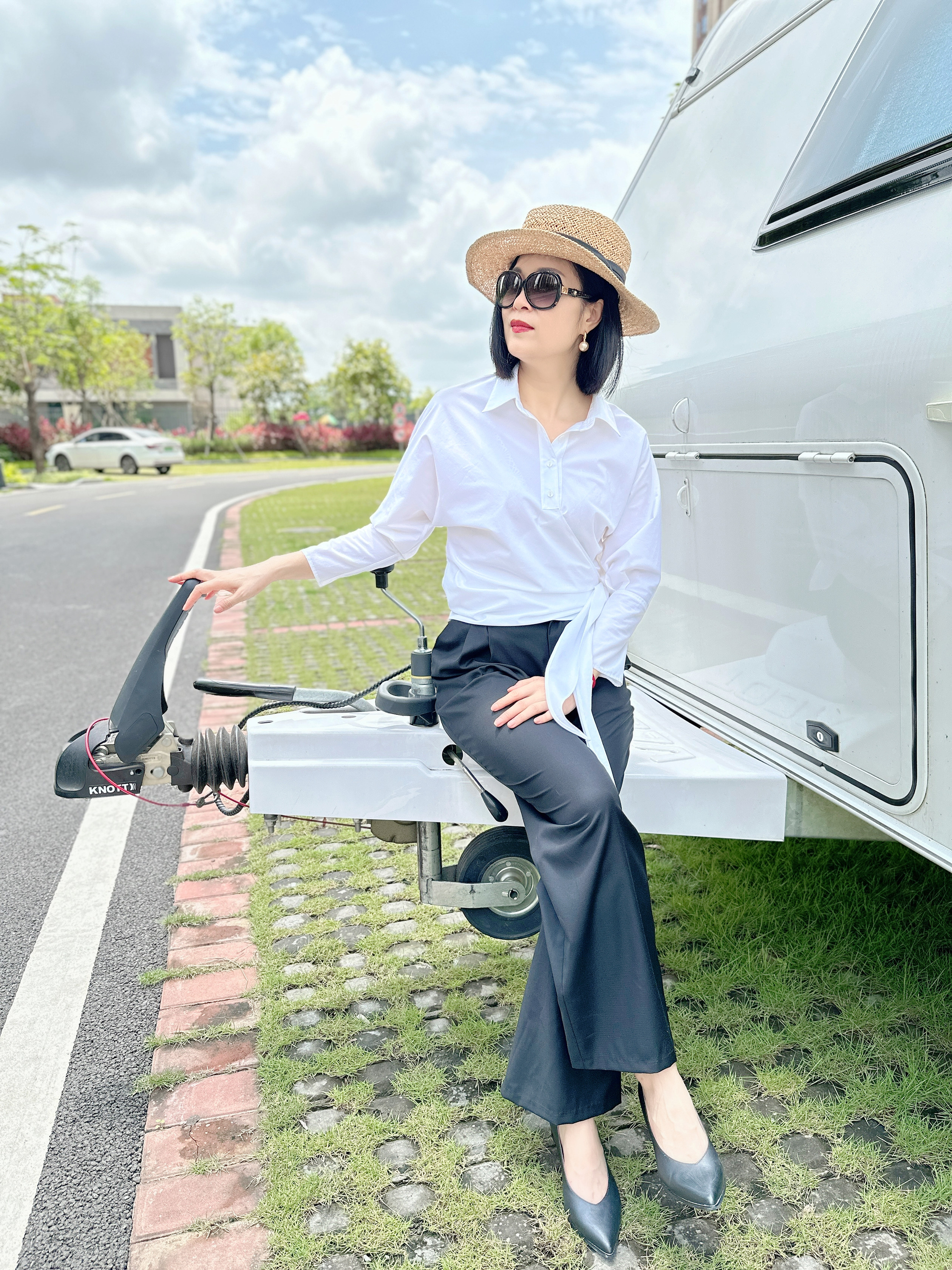 高枝棉时尚气质小众设计感打结上衣