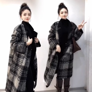 显气质加绒呢子大衣女加厚保暖秋冬季新款复古格子中长款毛呢风衣