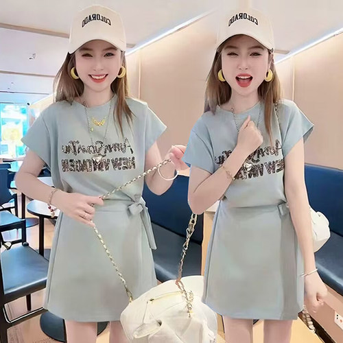 时尚休闲连衣裙女夏遮肉短袖收腰