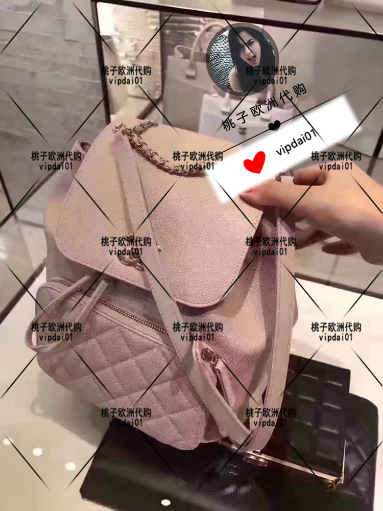意大利 CHANEL香奈兒 2017新款菱格口袋翻蓋鏈條款雙肩包