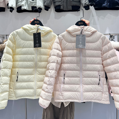 轻薄排骨款羽绒服女短款90白鸭绒