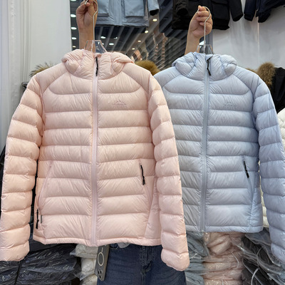 轻薄排骨羽绒服女连帽短款