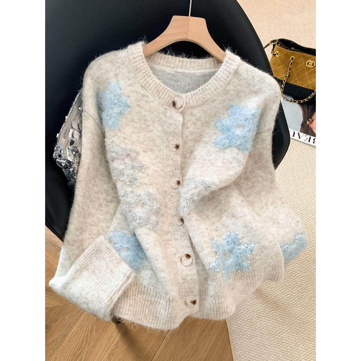 韩系设计感提花重工钉珠针织开衫女2026春季新款高级宽松毛衣外套,女装/女士精品,毛针织衫,淘宝优惠券,粉丝福利购,淘宝优惠卷