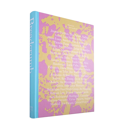 面包屑当代艺术家与三明治