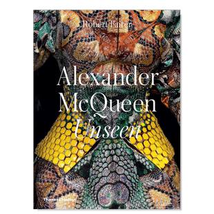【预售】【Unseen】Alexander McQueen: Unseen,前未所见的亚历山大·麦昆英文时尚设计师 品牌 原版图书外版进口书籍