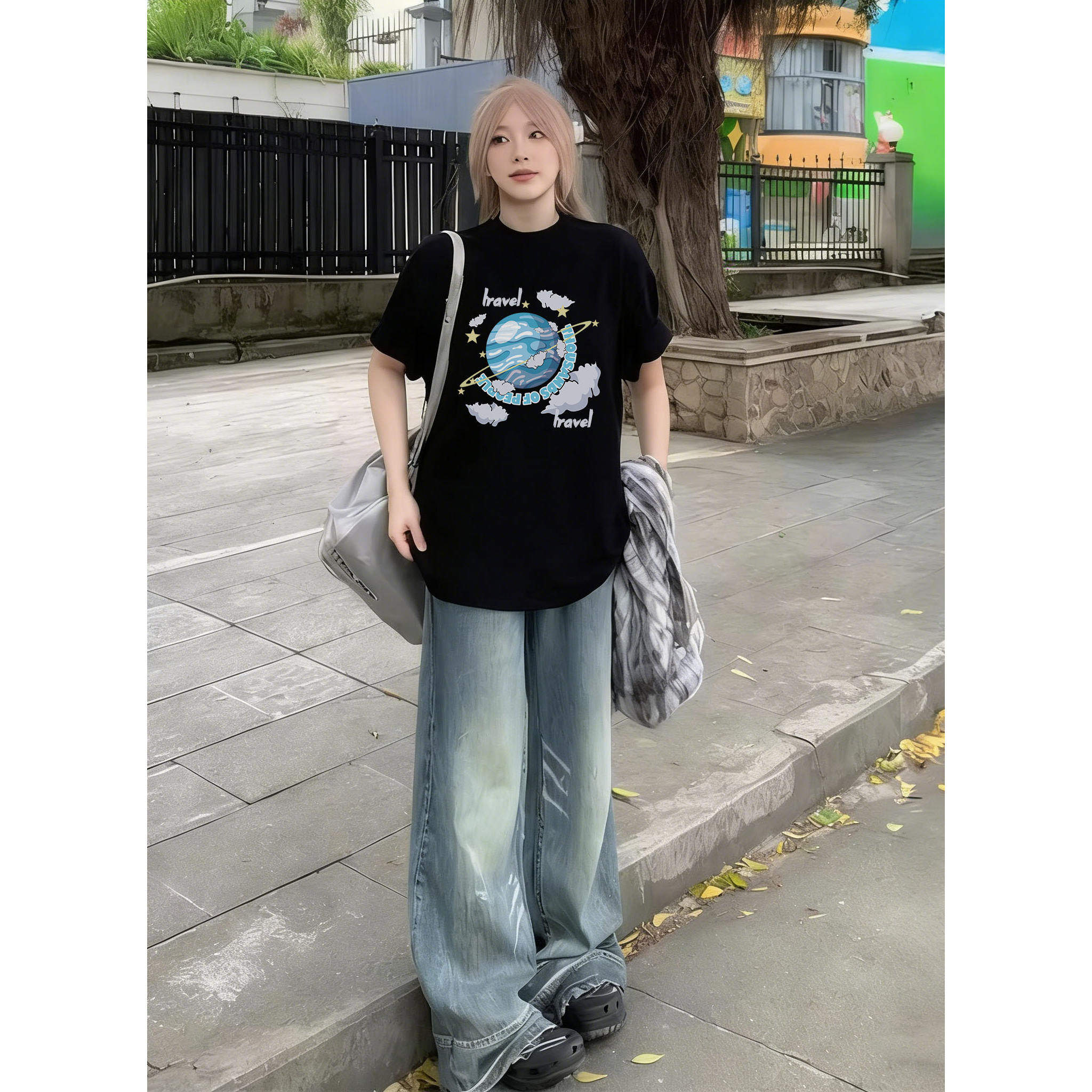 星球印花蓝色短袖女夏季新款纯棉宽松女士半袖流行薄款小个子t恤