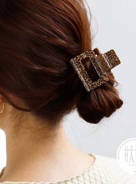 日本本土ane mone法式复古镂空醋酸波点抓夹鲨鱼夹后脑勺发饰