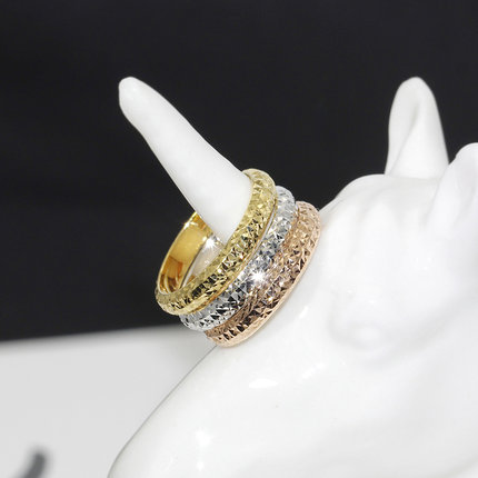 18K玫瑰金白金黄金女简约车花弧度戒指品牌正品特价女士指环素金
