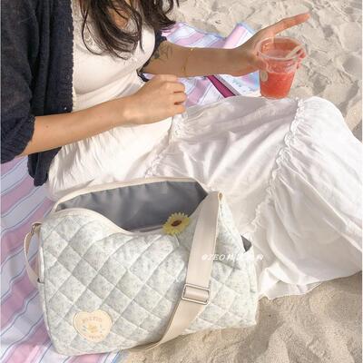 韩国代购ovuni碎花绗缝斜挎包