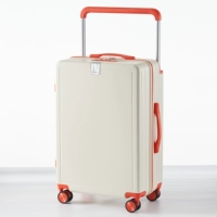 Белый и оранжевый (USB-порт для зарядки, подстаканник и крючок)