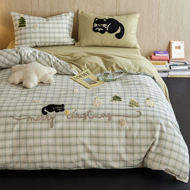 海门区静月庭纺织品厂秋冬ins风A类全棉卡通毛巾绣加厚磨毛