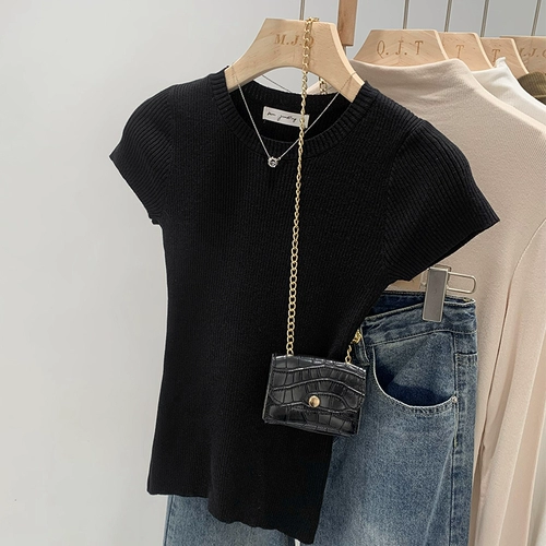 Летняя однотонная эластичная трикотажная футболка для отдыха, облегающий крой