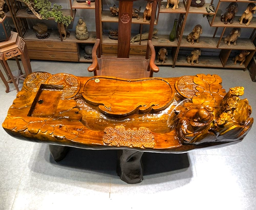 Корнеодичный чайный стол