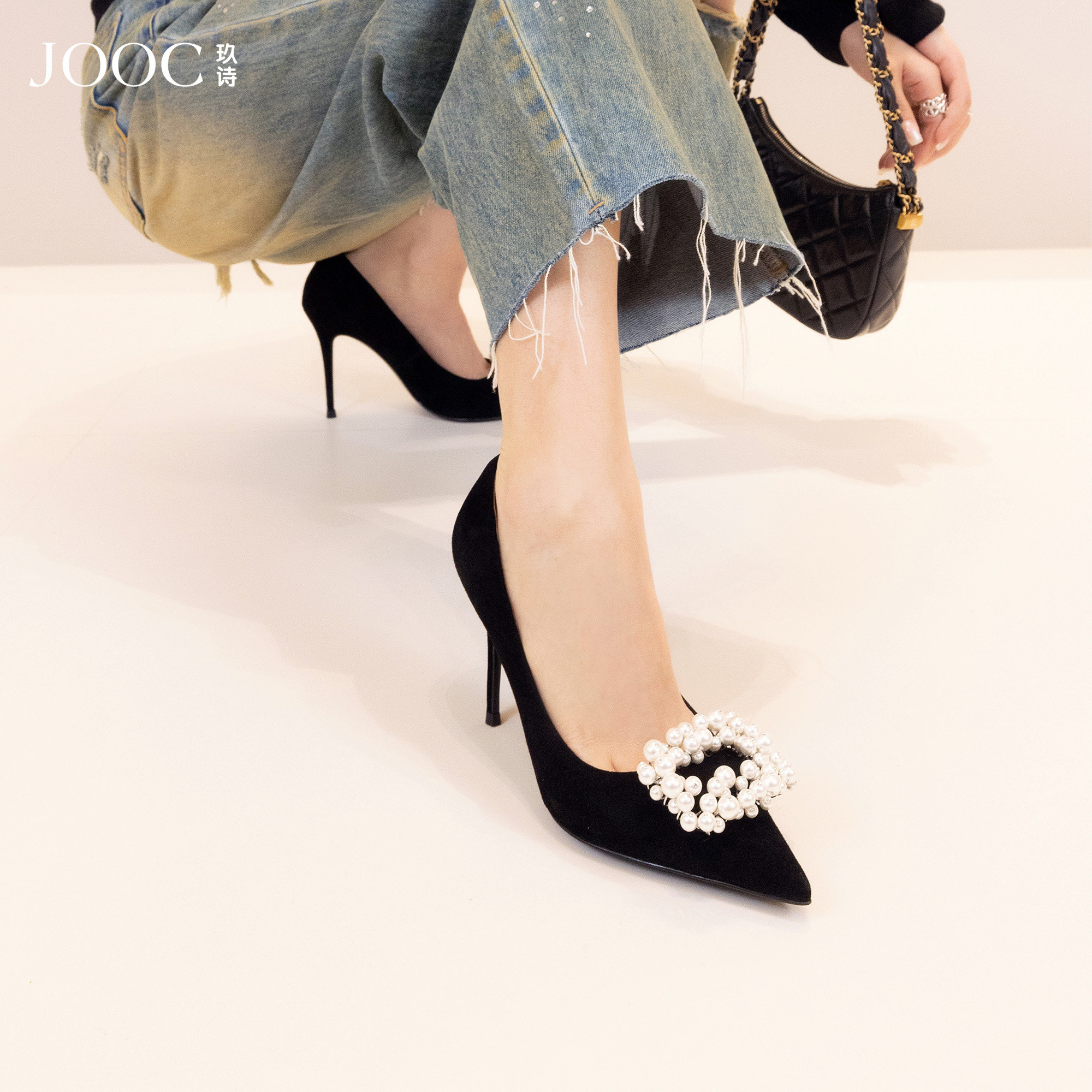 JOOC玖诗珍珠装饰尖头细跟高跟鞋女2026秋冬新款性感时尚浅口单鞋