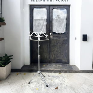 中古金属生锈做旧门口琴谱高级感落地杂志菜单复古咖啡店招牌架子