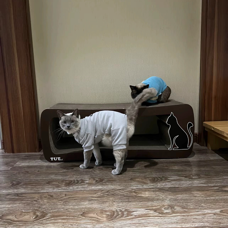 长尾猫抓板 模切bb楞 99*35*36cm  8.7kg  多猫 可承重150斤 顺丰