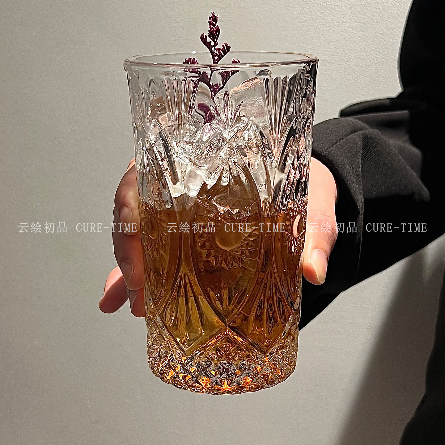 浮雕图腾ins刻花玻璃杯