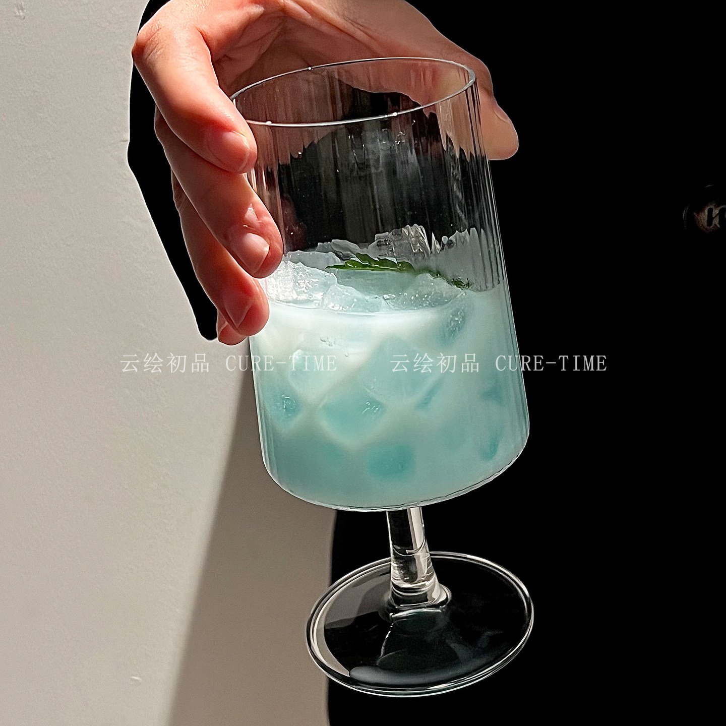 云绘初品ins条纹玻璃鸡尾酒杯