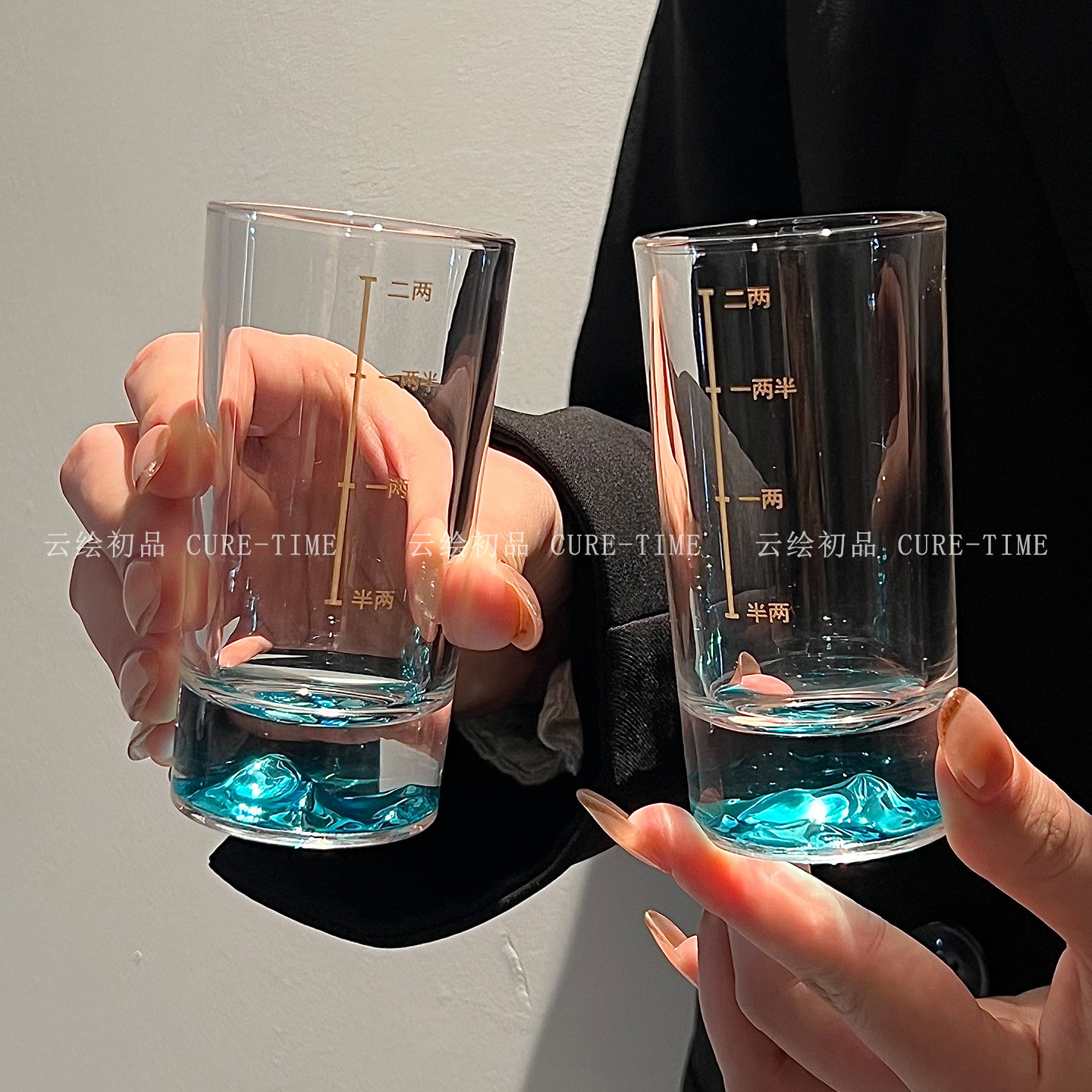 刻度白酒杯子二两酒杯冰山杯玻璃小酒杯带蓝山家用2两烈酒杯100ml