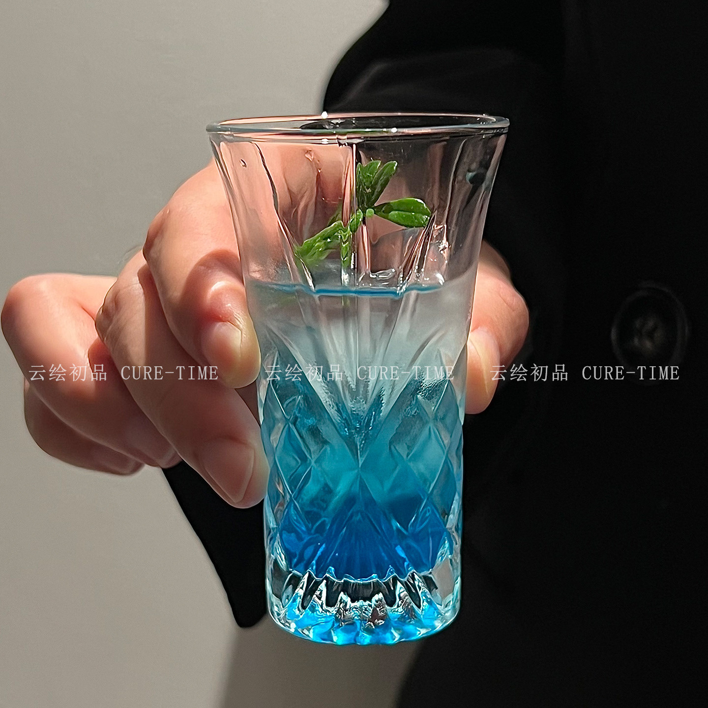 复古风高透亮无铅玻璃剑花直身威士忌白烧酒烈酒杯家用酒吧一口杯